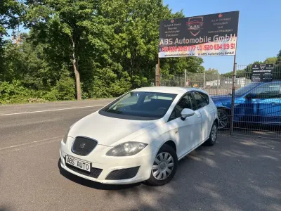 Gebraucht Seat Leon Reference 90 PS (66 kW) 2012 Weiß Limousine
