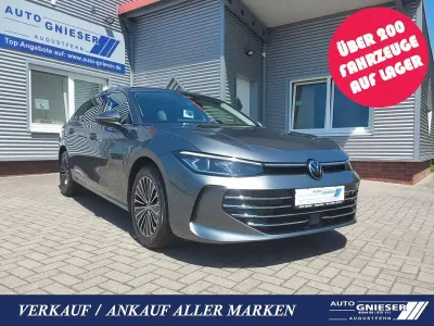 Gebraucht VW Passat Elegance 150 PS (110 kW) 2025 Grau metallic Kombi