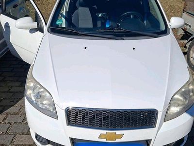 Gebraucht Chevrolet Aveo 84 PS (61 kW) 2009 Weiß Kleinwagen