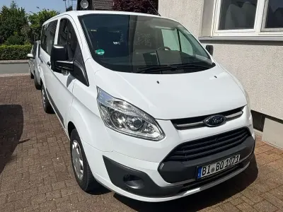Käytetty Ford Transit Custom