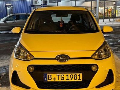 Weiß Gebraucht 2019 Hyundai i10 Select Kleinwagen | 10.300 € (Fairer Preis)
