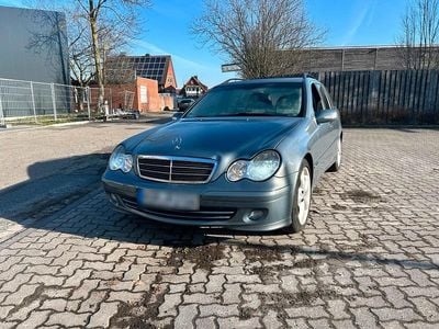 Gebraucht Mercedes C220 Sport Edition 150 PS (110 kW) 2004 Blau Kombi