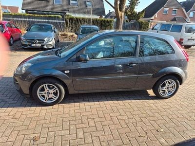 Usata Ford Fiesta Style 60 CV (44 kW) 2008 Blu Utilitaria