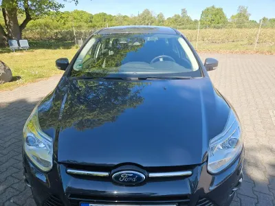 Usado Ford Focus Titanium 182 HP (133 kW) 2012 Cinzento Carrinha