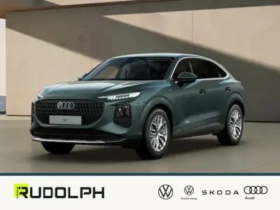 Gebraucht Audi Q3 Sportback Sport 272 PS (200 kW) 2026 Salbeigrün metallic SUV