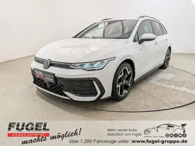 Gebraucht VW Golf VIII R-line 150 PS (110 kW) 2025 Pure white Kombi