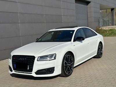 Audi S8 plus