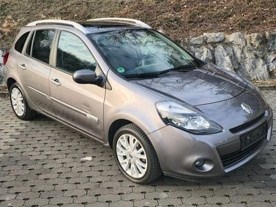 Grau Gebraucht 2010 Renault Clio GrandTour Luxe Kombi | 5.999 € (Etwas zu teuer)