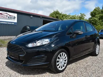 Używany Ford Fiesta 105 KM (77 kW) 2016 Czarny Hatchback