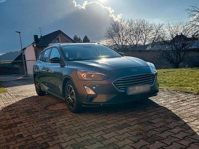 Gebraucht Ford Focus Cool & Connect 150 PS (110 kW) 2019 Grau Kombi