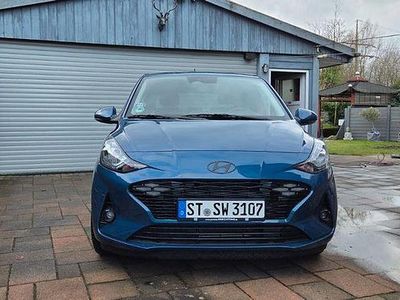 Gebraucht Hyundai i10 GO! 107 PS (78 kW) 2025 Blau Kleinwagen