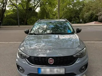 Usata Fiat Tipo 120 CV (88 kW) 2018 Grigio Station wagon
