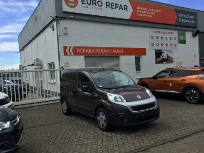 Gebraucht Fiat Fiorino 80 PS (58 kW) 2021 Braun Van / Kleinbus