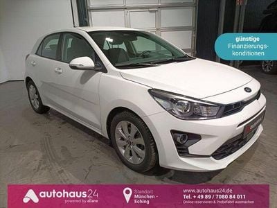 Weiß Gebraucht 2022 Kia Rio Vision Kleinwagen | 13.550 € (Guter Preis)