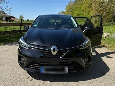 Second-hand Renault Clio IV Intens 131 CP (96 kW) 2019 Negru Hatchback