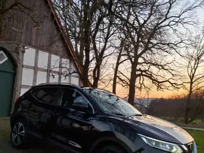 Gebraucht Nissan Qashqai 360º 116 PS (85 kW) 2017 Schwarz SUV
