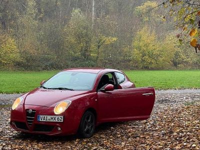 Rot Gebraucht 2009 Alfa Romeo MiTo Kleinwagen | 3.500 € (Etwas zu teuer)
