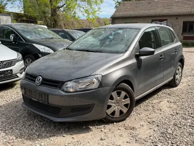 Gebraucht VW Polo Trendline 60 PS (44 kW) 2011 Grau Kleinwagen