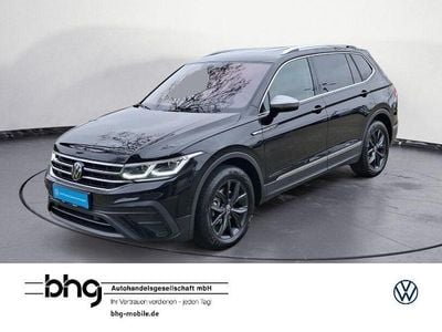 Schwarz Gebraucht 2024 VW Tiguan Allspace Life SUV | 37.490 € (Fairer Preis)