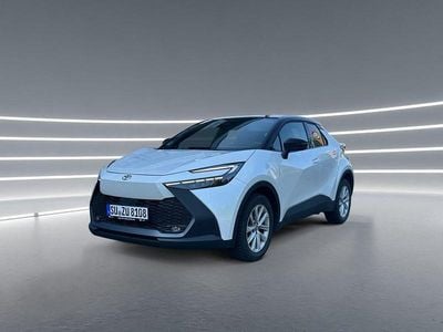 Weiß Gebraucht 2024 Toyota C-HR Team SUV | 31.890 € (Fairer Preis)