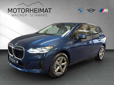 Gebraucht BMW 220 Active Tourer 170 PS (125 kW) 2025 Phytonicblau metallic Van / Kleinbus