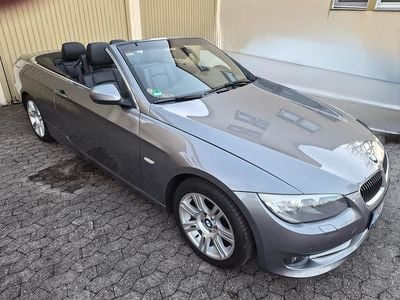 Gebraucht BMW 325 Cabriolet 218 PS (160 kW) 2010 Silber Cabrio