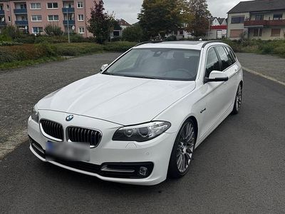 Gebraucht BMW 530 258 PS (189 kW) 2017 Weiß Kombi