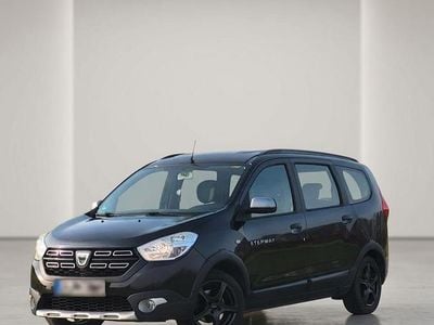 Gebraucht Dacia Lodgy Celebration 116 PS (85 kW) 2017 Schwarz Van / Kleinbus