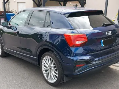Gebraucht Audi Q2 S-Line 150 PS (110 kW) 2023 Blau SUV