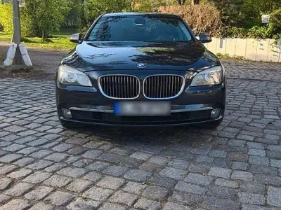 Gebraucht BMW 730 245 PS (180 kW) 2011 Schwarz Limousine