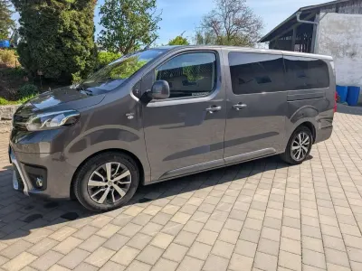 Usata Toyota Proace Verso Team 144 CV (105 kW) 2022 Grigio Station wagon