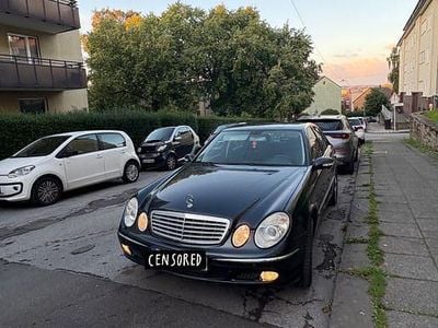 Mercedes E200