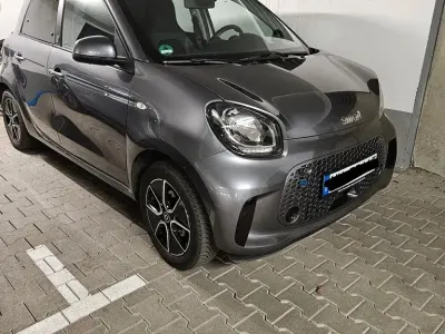 Gebraucht Smart ForFour Electric Drive 60 kW (82 PS) 2020 Grau Limousine