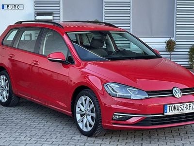 Gebraucht VW Golf VII Comfortline 116 PS (85 kW) 2019 Tornado rot (ly3d) Kombi