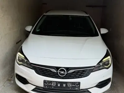 Gebraucht Opel Astra 105 PS (77 kW) 2020 Weiß Kombi