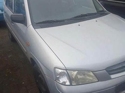 Gebraucht 2002 Mazda 2 Limousine | 1.400 € (Teuer)