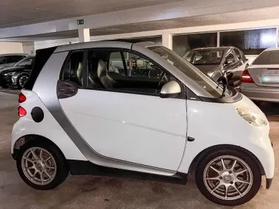Gebraucht Smart ForTwo Cabrio Passion 71 PS (52 kW) 2009 Weiß Cabrio
