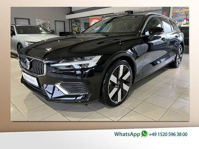 Onyx black Gebraucht 2025 Volvo V60 Plus Kombi | 39.950 € (Superpreis)