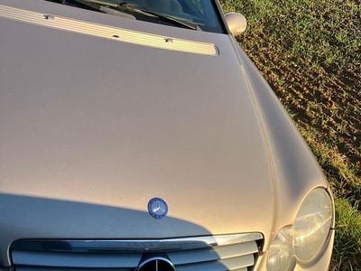 Mercedes C220