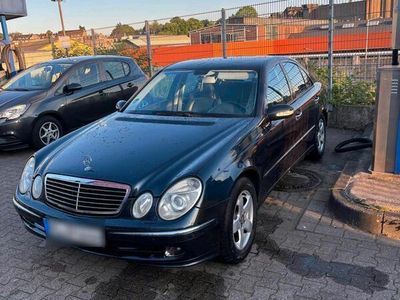 Mercedes E270