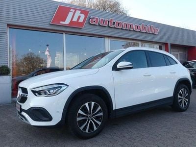 Gebraucht Mercedes GLA200 Style 163 PS (119 kW) 2021 Weiß SUV