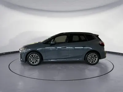 Neu BMW 220 Active Tourer M Sport 170 PS (125 kW) 2026 Grau Van / Kleinbus