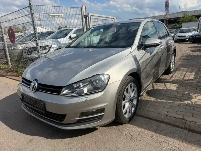 Gebraucht VW Golf VII Trendline 105 PS (77 kW) 2013 Silber Limousine