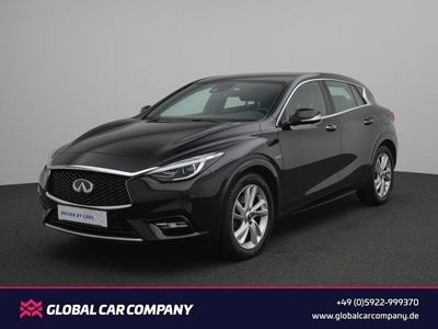 Infiniti Q30