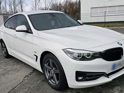 Gebraucht BMW 320 190 PS (139 kW) 2017 Weiß Limousine