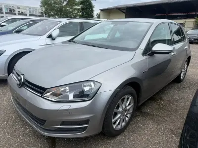 Second-hand VW Golf VII Cup 150 CP (110 kW) 2015 Argintiu Berlinǎ
