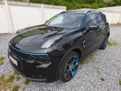 Gebraucht Lynk & Co 01