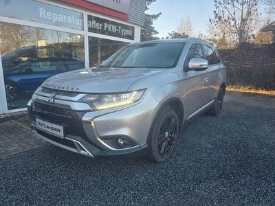 Silber Gebraucht 2020 Mitsubishi Outlander Active SUV | 18.990 € (Guter Preis)