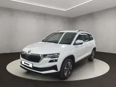 Gebraucht Skoda Karoq Ambition 150 PS (110 kW) 2023 Moonweiß perleffekt / moonweiss metallic SUV