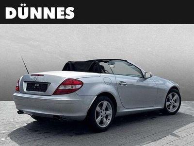 Usata Mercedes SLK200 163 CV (119 kW) 2005 Argento Cabrio